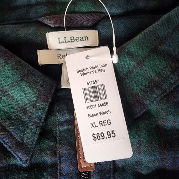 L.L. Bean Women's Scotch Plaid Relaxed Flannel Shirt - Picture 3 of 4